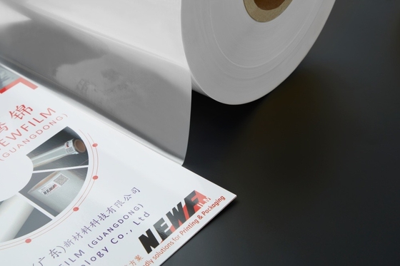 印刷可能なPET熱ラミネーションフィルム シガレット包装箱 紫外線印刷とホットスタンピングに適しています