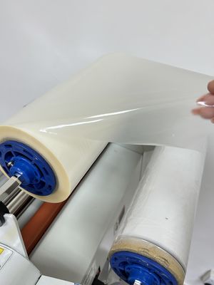 良い価格 無毒コーティング バイオベースの水性漆膜 豪華ギフトボックス外装用1280mmラミネーションフィルム OEKO-TEX認定 オンライン