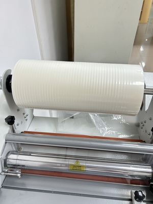 Good price エコフレンドリーなプラスチック保護フィルム アンチ スクラフ マット / 輝くリサイクル可能な柔軟なラミネートフィルム オンライン